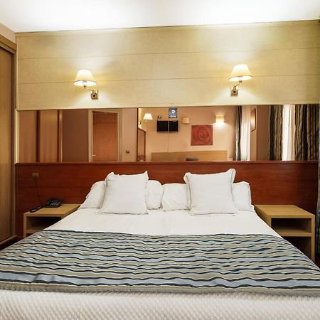 Hotel Regio トレラベーガ エクステリア 写真